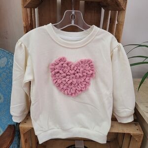 NEW Chenille Cream Crewneck with Pink Heart Size 3T